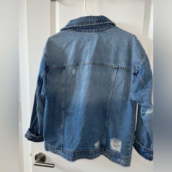 Tilly’s Distressed Jean Jacket - Picture 2 of 3